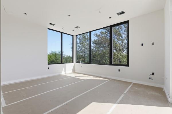 Building Photo - 1403 Barton Hills Dr