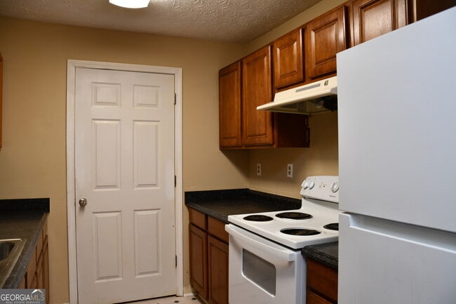 Building Photo - 9301 Waldrop Pl