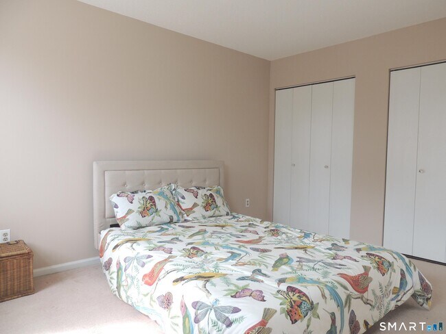 Building Photo - 124 S Montowese St