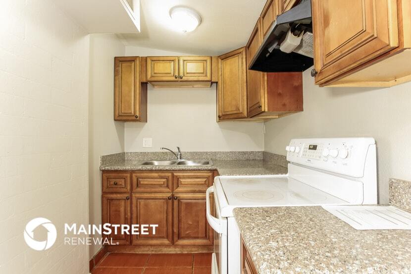 Building Photo - 2534 N 51st Dr