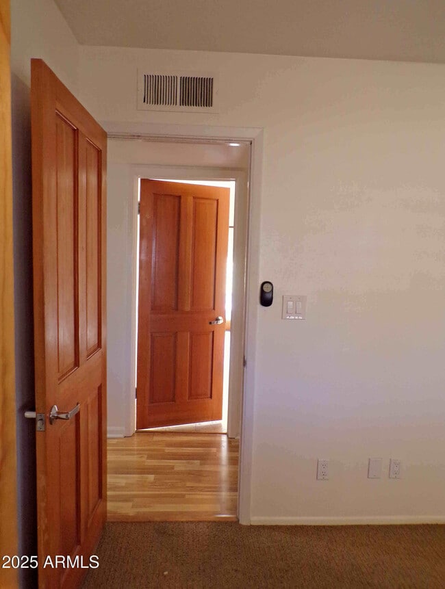 Building Photo - 3333 E Medlock Dr