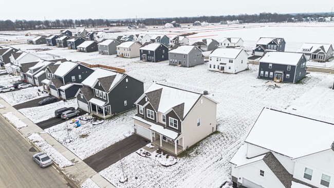 Building Photo - 1717 Longhill Dr