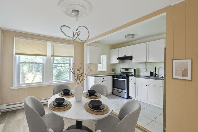 Building Photo - 358 E Upsal St