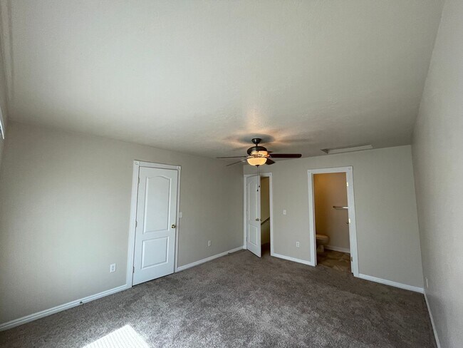 Building Photo - 2053 Lexi's Ln