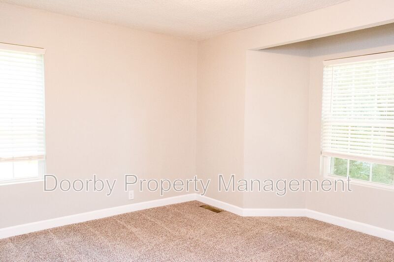 Building Photo - 3629 Thrushwood Dr