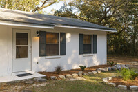 Building Photo - 361 Satsuma Rd