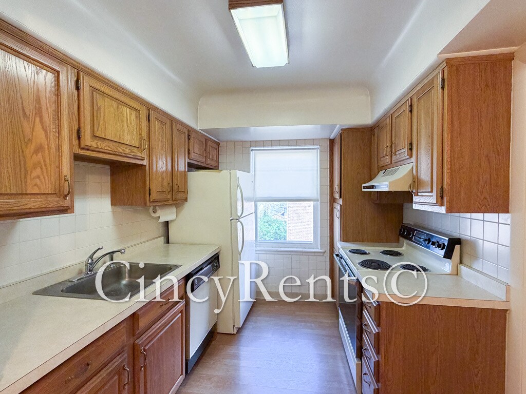 Building Photo - 3329 Mowbray Ln