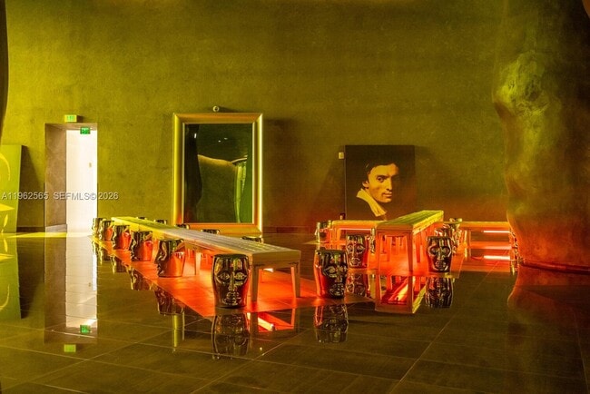 Building Photo - 495 Brickell Ave