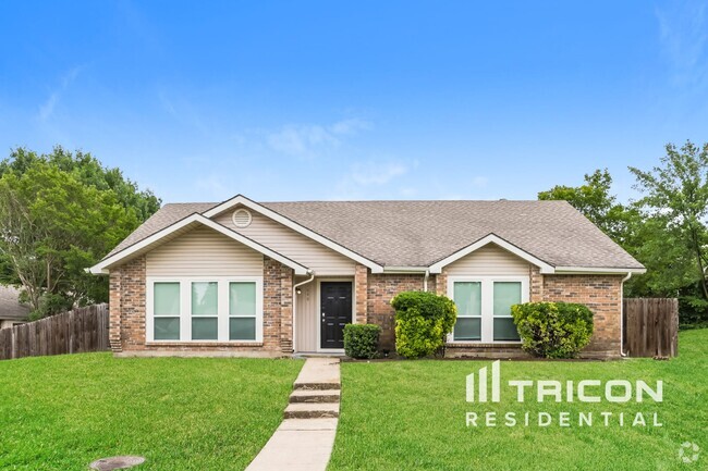 Building Photo - 1040 Twin Falls Dr