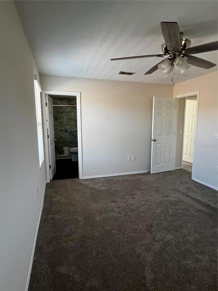 Building Photo - 18916 Randall Pl