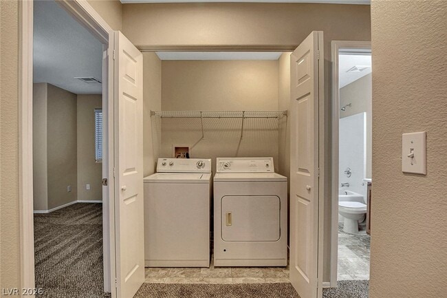 Building Photo - 7224 Rosebriar Ct