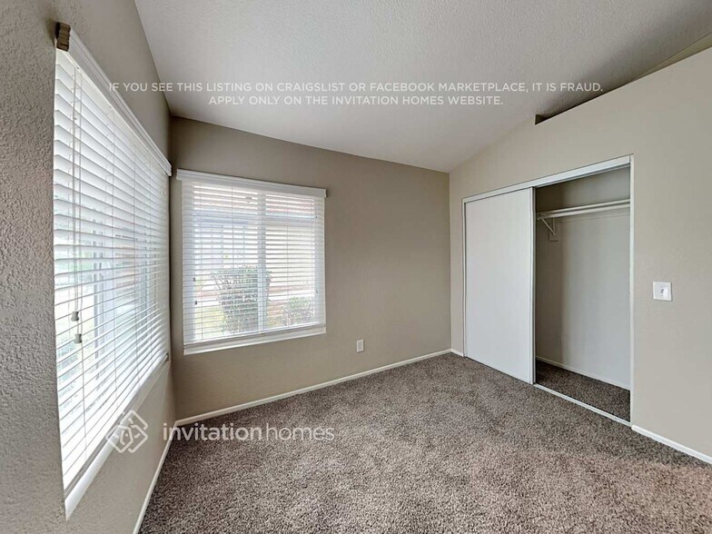 Building Photo - 681 N Driftwood Ave