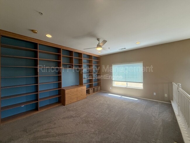 Building Photo - 2029 Milagro Pl