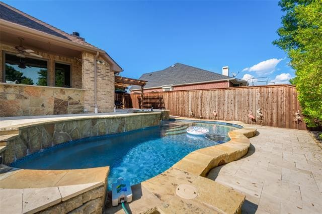 Building Photo - 2435 Waterside Dr