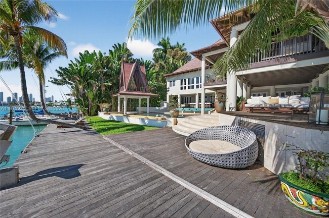 Building Photo - 14 W San Marino Dr