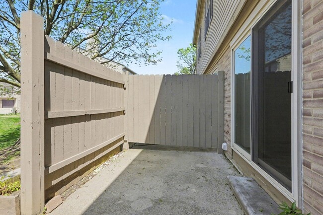 Building Photo - 3036 Forest Creek Ct