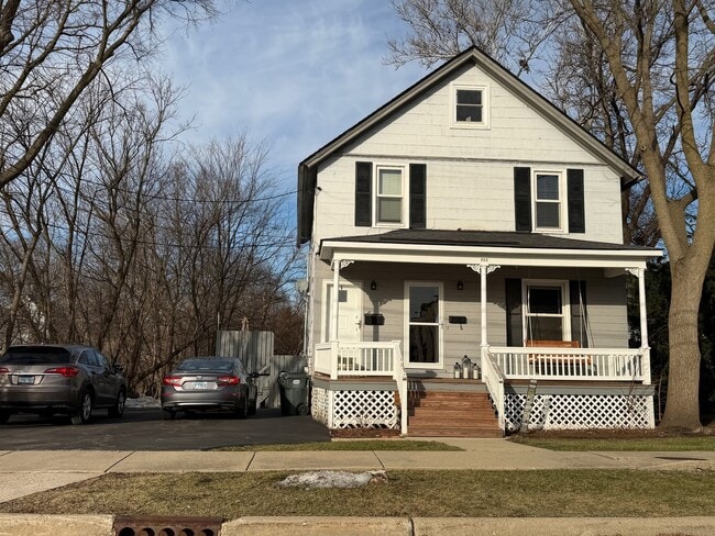 Building Photo - 212 Franklin St