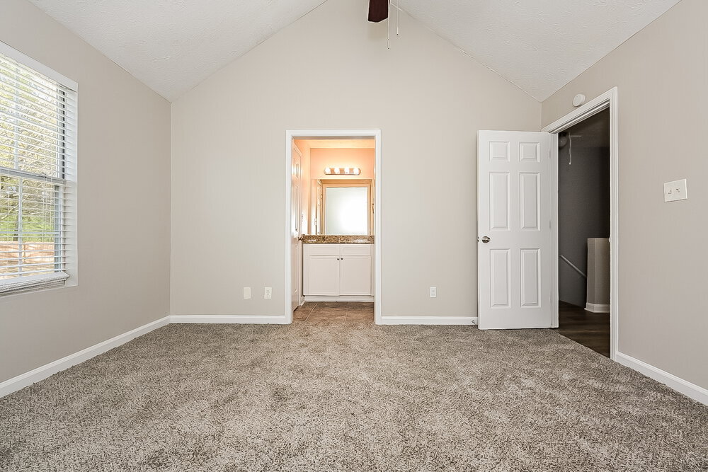 Building Photo - 2725 Woodward Rd