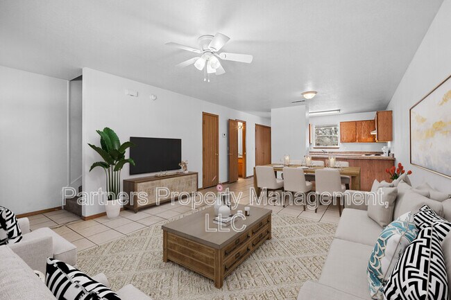 Building Photo - 888 S Curtis Ave