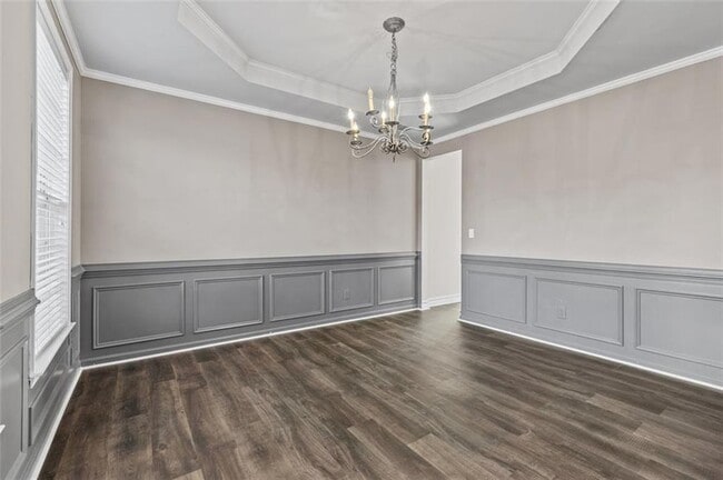 Building Photo - 4831 Edinburgh Dr
