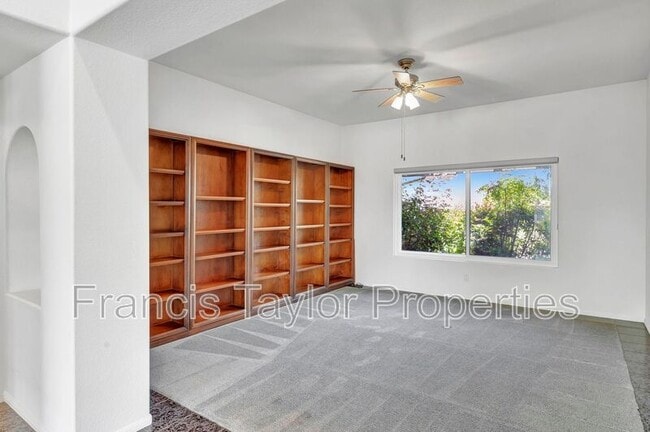 Building Photo - 12865 Palisades Ct