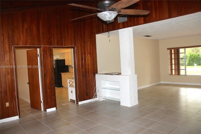 Building Photo - 70 Hammond Dr