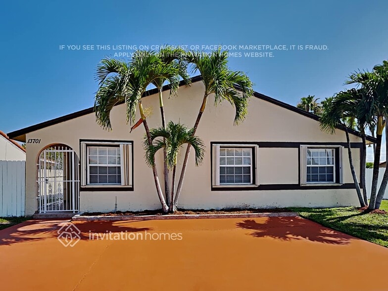 Primary Photo - 13701 SW 14th St