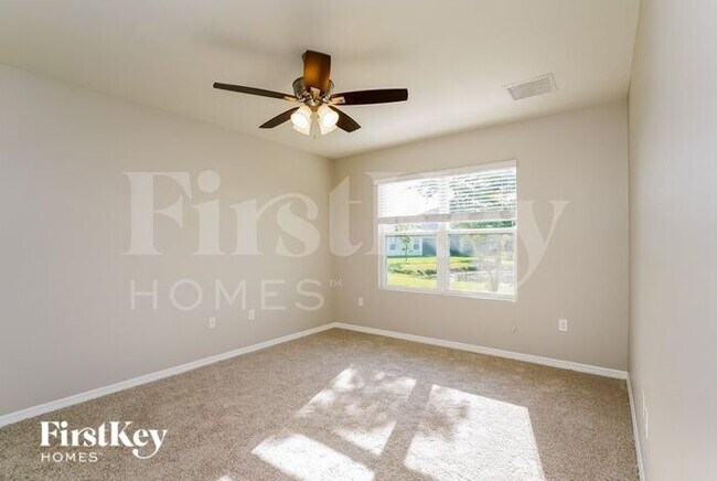 Building Photo - 3452 Acapulco Cir