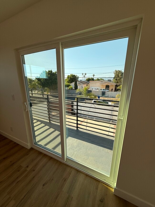 Building Photo - 12406 Cantara St