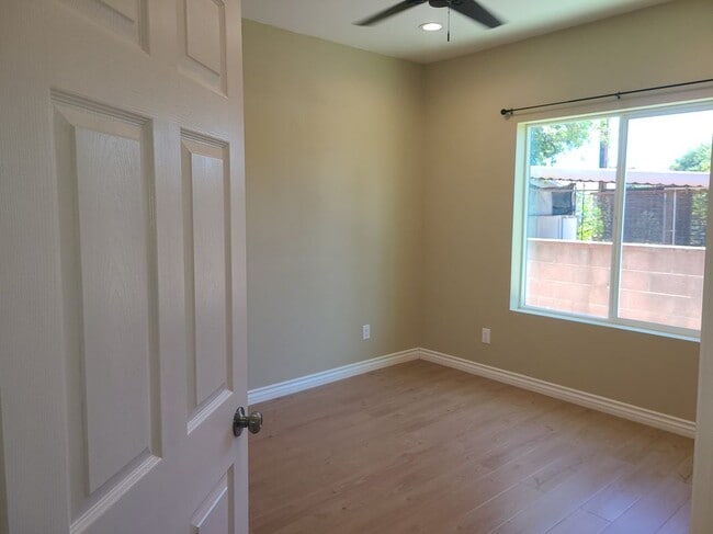 Building Photo - 972 Karesh Ave