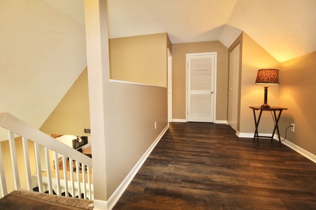 Building Photo - 1342 Hunters Rd