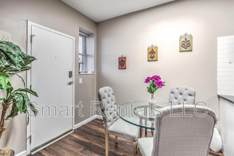Building Photo - 1646 S 39th St