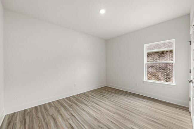 Building Photo - 127 Holley Grv Ln