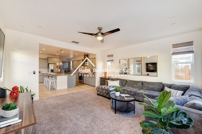 Building Photo - 4 Bedroom, 3 Bath Home in Rancho Cordova