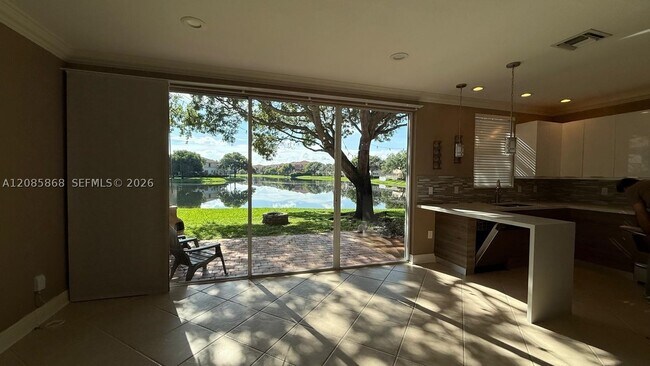 Building Photo - 4735 SW 164th Ave