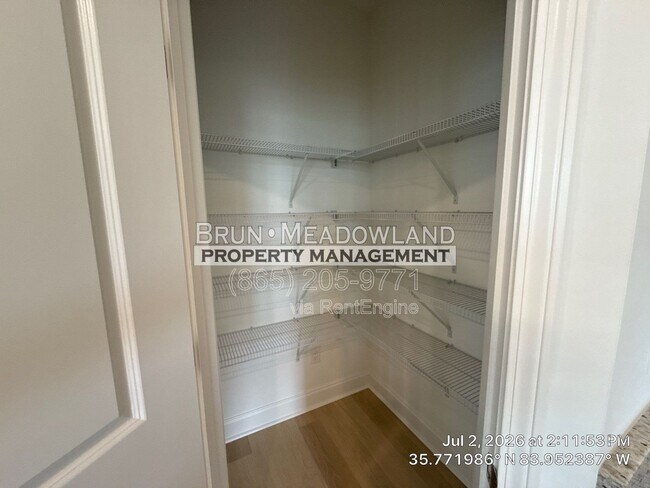 Building Photo - 1725 Bennett Vlg Dr