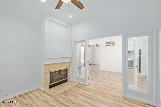 Building Photo - 7222 E Gainey Ranch Rd