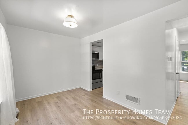 Building Photo - 8774 Tamar Dr