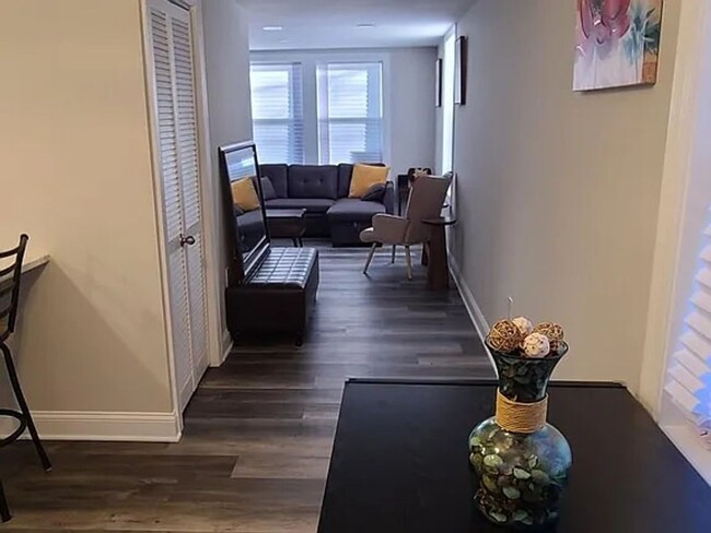 Building Photo - Charming 3BR Townhome in Hyattsville - Per...