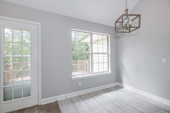 Building Photo - 1449 Brighton Cir