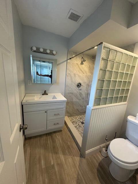 Building Photo - 628 9th St