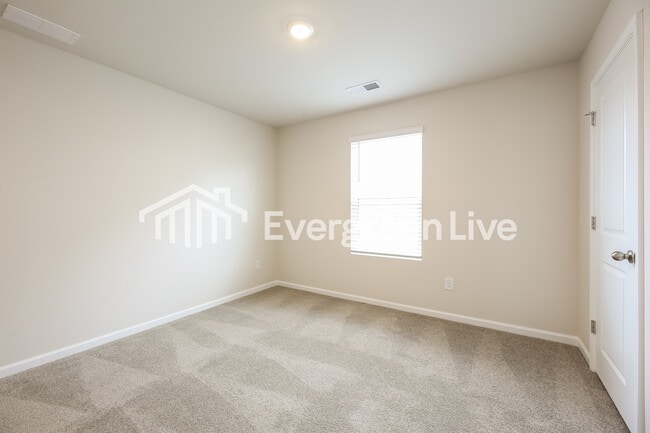 Building Photo - now