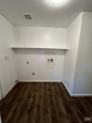 Building Photo - 476 Emily Way
