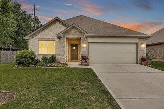 Building Photo - 29019 Pine Forest Dr