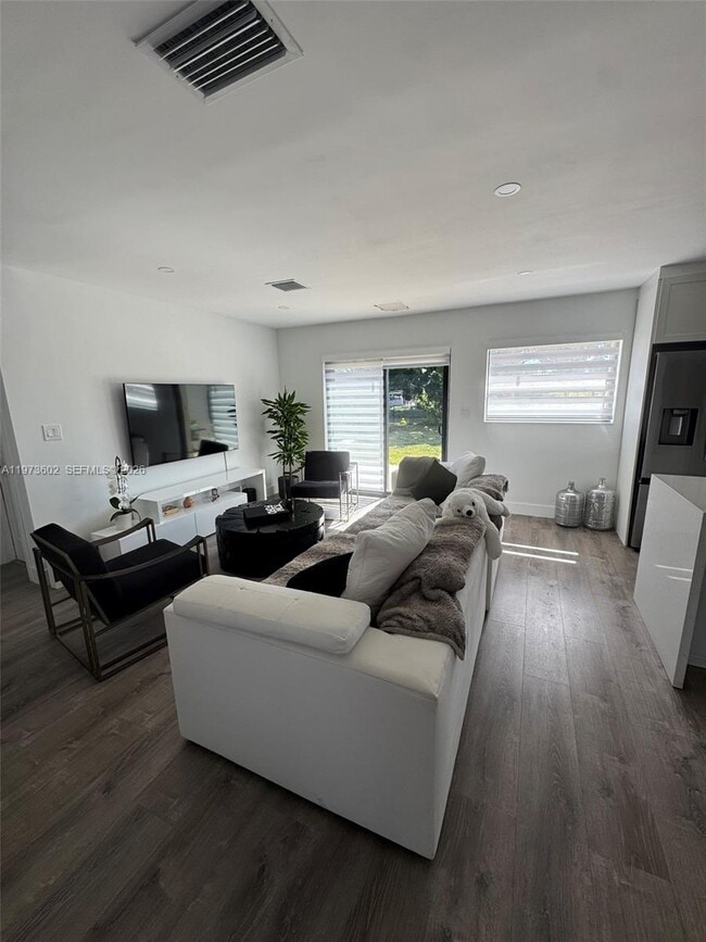 Building Photo - 12534 SW 27th St