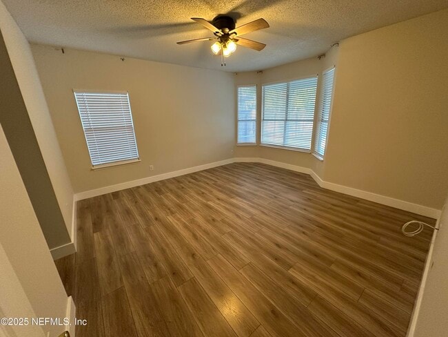 Building Photo - 836 Brookstone Ct