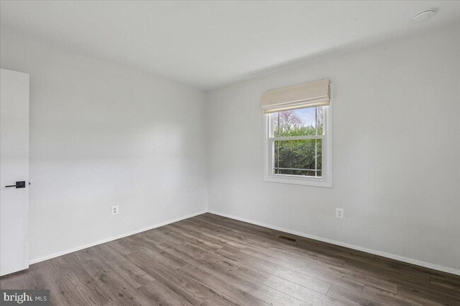 Building Photo - 13228 Pleasantview Ln