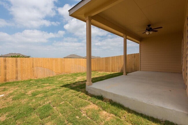 Building Photo - 491 Jack Rabbit Ln