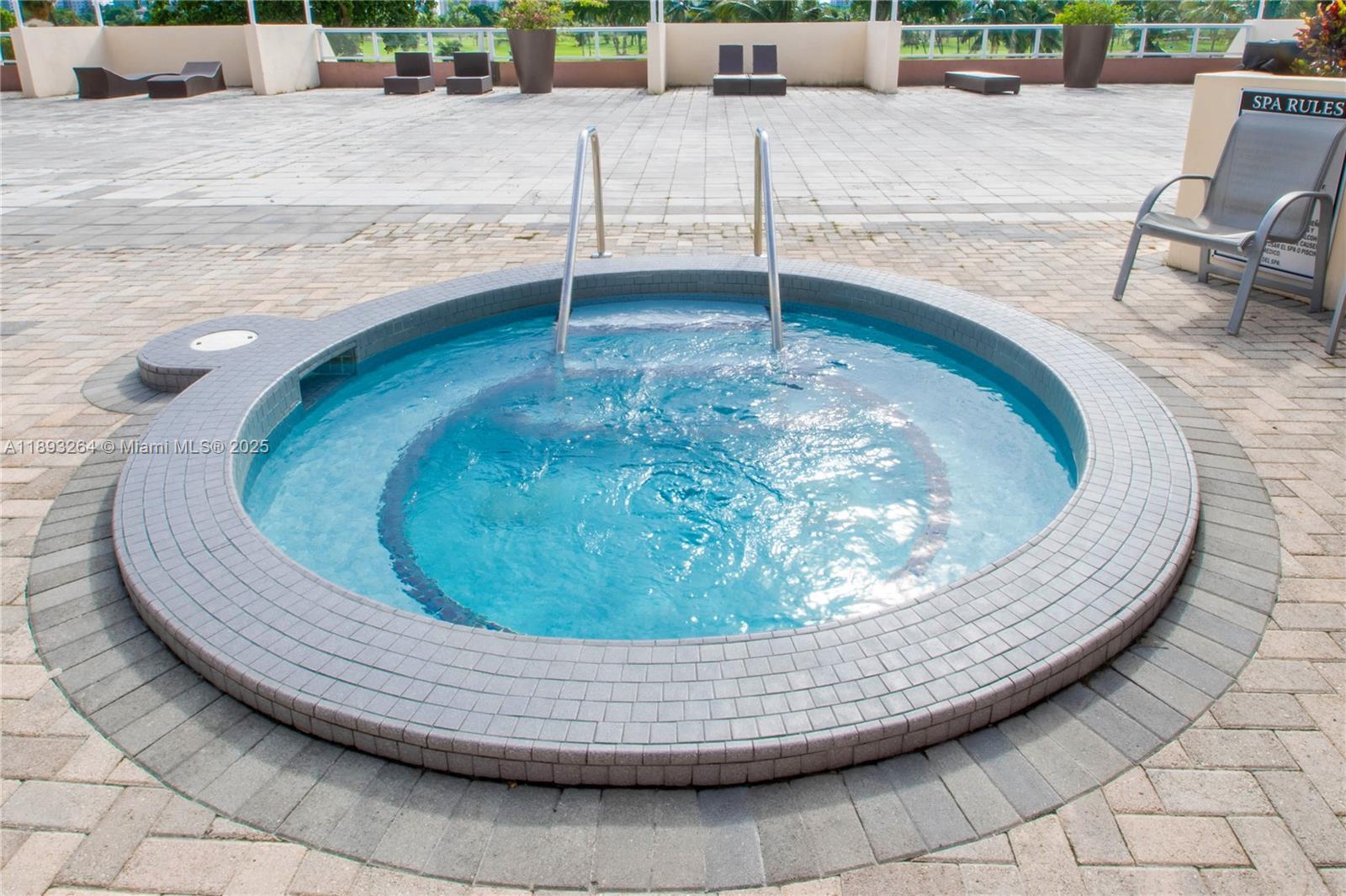 Building Photo - 20301 W Country Club Dr