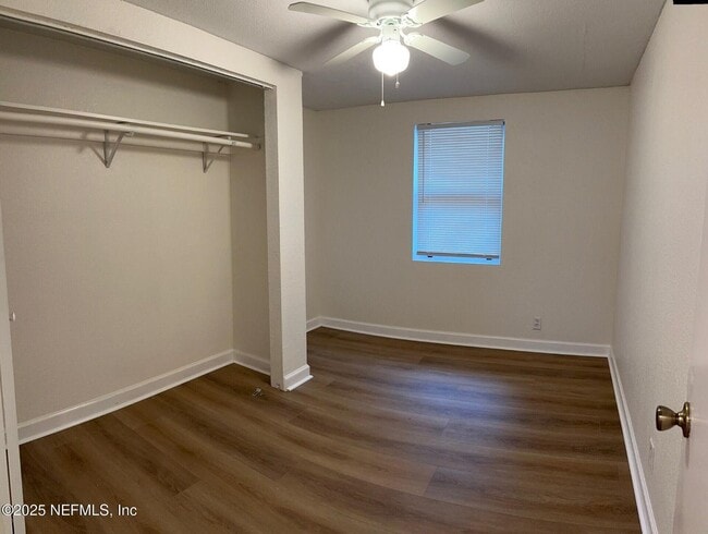 Building Photo - 13625 Hollings St